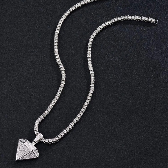 ⚡️ Icy Diamond Bling Necklace ⚡️ - Picture 5 of 5